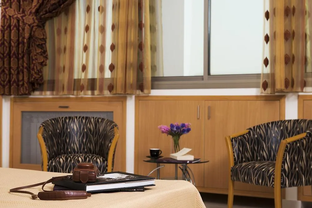 Liqaa Hotel Бейрут